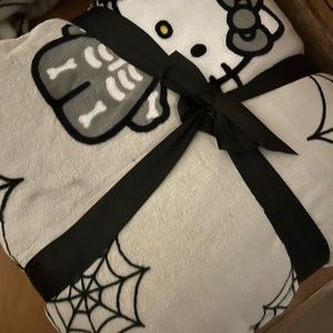 Hello kitty Halloween blanket